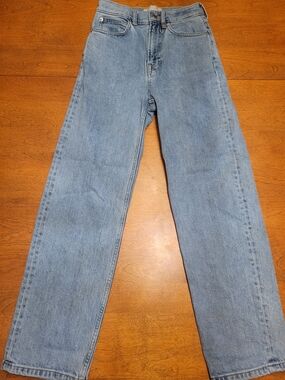Everlane The Way High Jean | Light Blue | Straight-Leg | 23